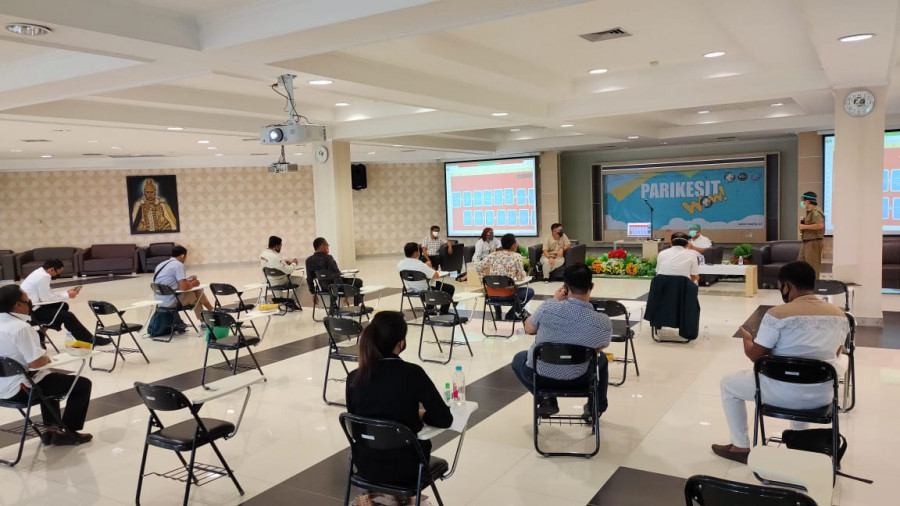 Manajemen RSUD AM Parikesit dan KPU tiga kabupaten yang bakal menggelar Pilkada 2020 menggelar rapat terkait pemeriksaan kesehatan calon kepala daerah. (Foto: RSUD AM Parikesit/istimewa)