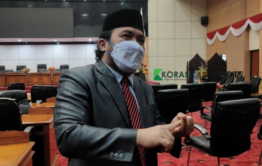 Wakil Ketua II DPRD Bontang, Agus Haris. (Foto: Dok. Korankaltim.com)