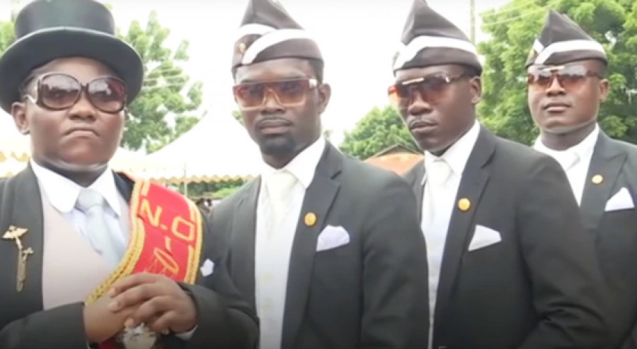 Pallbearers ( Foto: BBC)