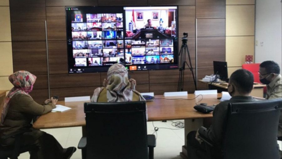 Pelaksanaan video conference Pemkab Paser dengan Kemendagri. (Istimewa)