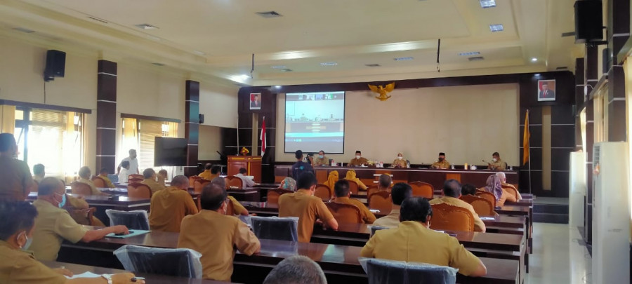 Suasana rapat koordinasi pemerintahan yang dihadiri Bupati dan Wakil Bupati bersama seluruh OPD yang ada di Kabupaten Berau (Rama/KoranKaltim)