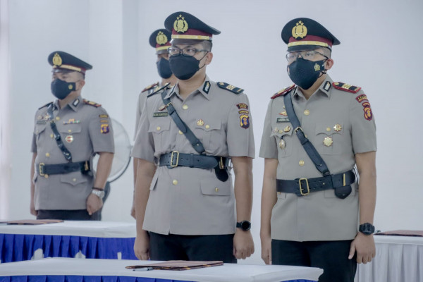 Annaa Leysi bilan porno video