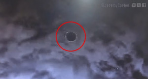 Tukli mushukli ayol bilan jinsiy aloqa