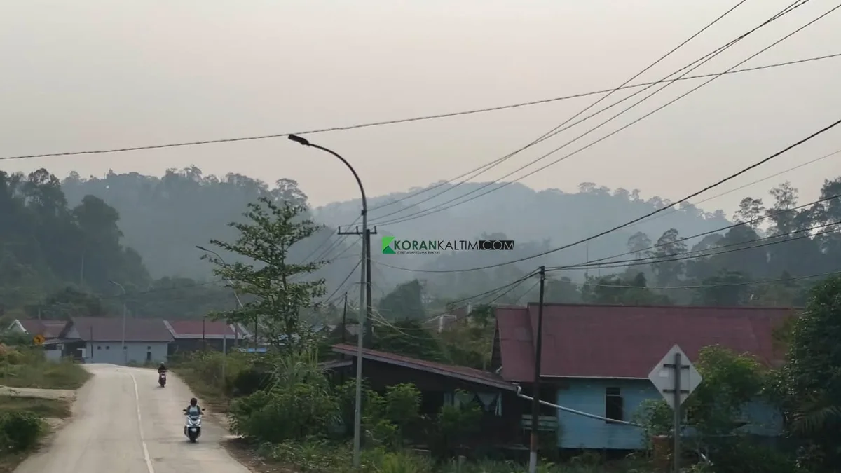 Tampak kasat mata kualitas udara di Kabupaten Mahakam Ulu per Oktober 2026. (Foto: Julika/Korankaltim.com)