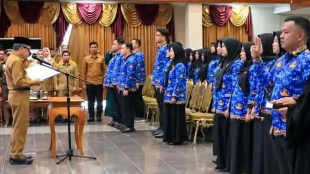 Pelantikan dan pengambilan sumpah/janji jabatan pengangkatan PNS (Zulhamri/Korankaltim.com)