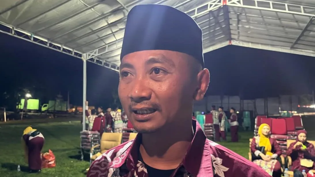 Kepala Bidang Pengelolaan Sampah dan Limbah B3 DLHK Kukar, Tri Joko Kuncoro. (Foto: Muhammad Anshori/Korankaltim.com)