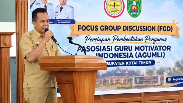 Kadisdikbud Kutim, Mulyono saat sambutan kegiatan FGD (Zulhamri/korankaltim.com)