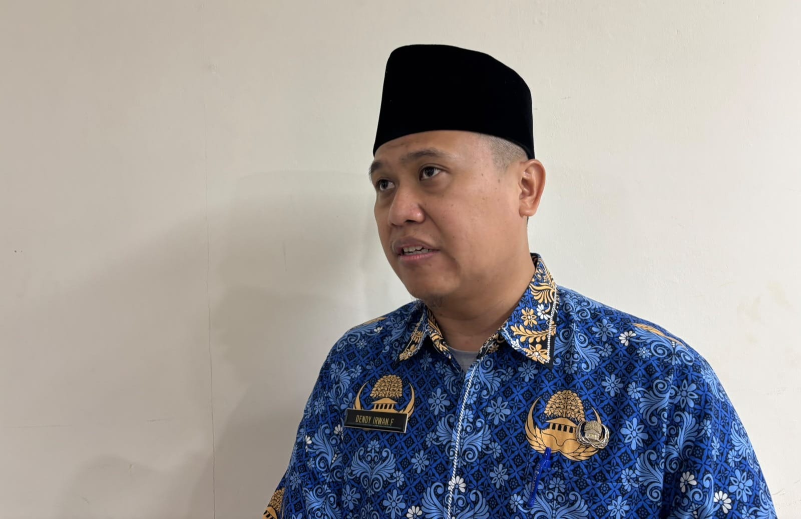 Kepala Dinas Transmigrasi dan Tenaga Kerja (Distransnaker) Kukar, Dendy Irawan. (Foto: Aswin/pusaranmedia.com)