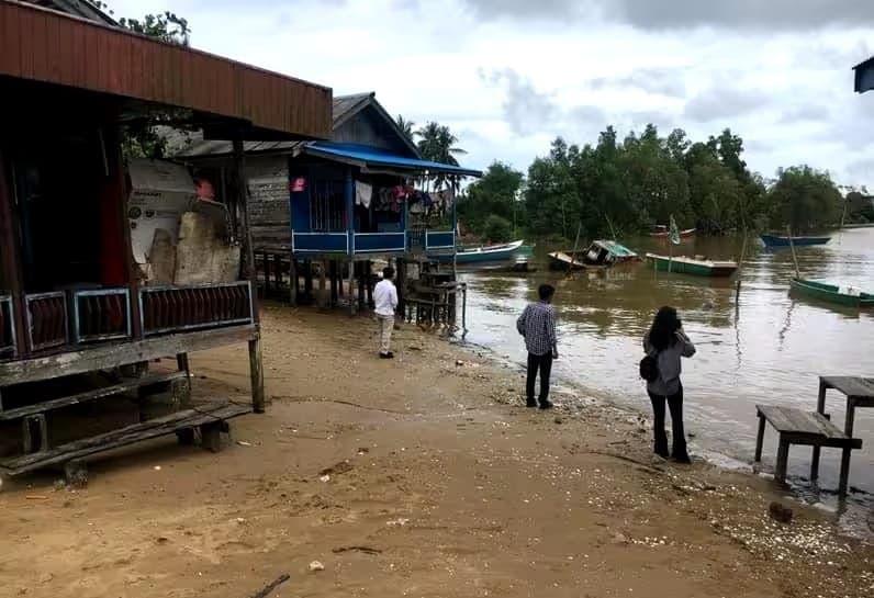 Salah satu wilayah di Kelurahan Tanjung Tengah, Kecamatan Penajam terdampak abrasi. (Foto: Adi Kade/Pusaranmedia.com)