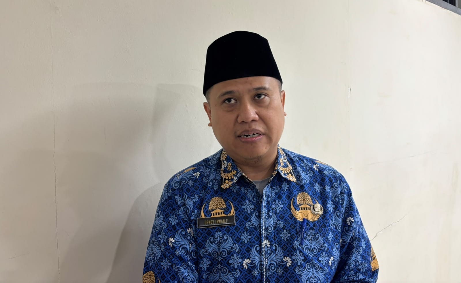 Kepala Dinas Transmigrasi dan Tenaga Kerja (Distransnaker) Kukar, Dendy Irawan. (Foto: Aswin/Pusaranmedia.com)